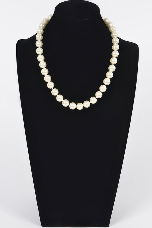 Simple Pearl Bead Lined Necklace - It's a Girly Place