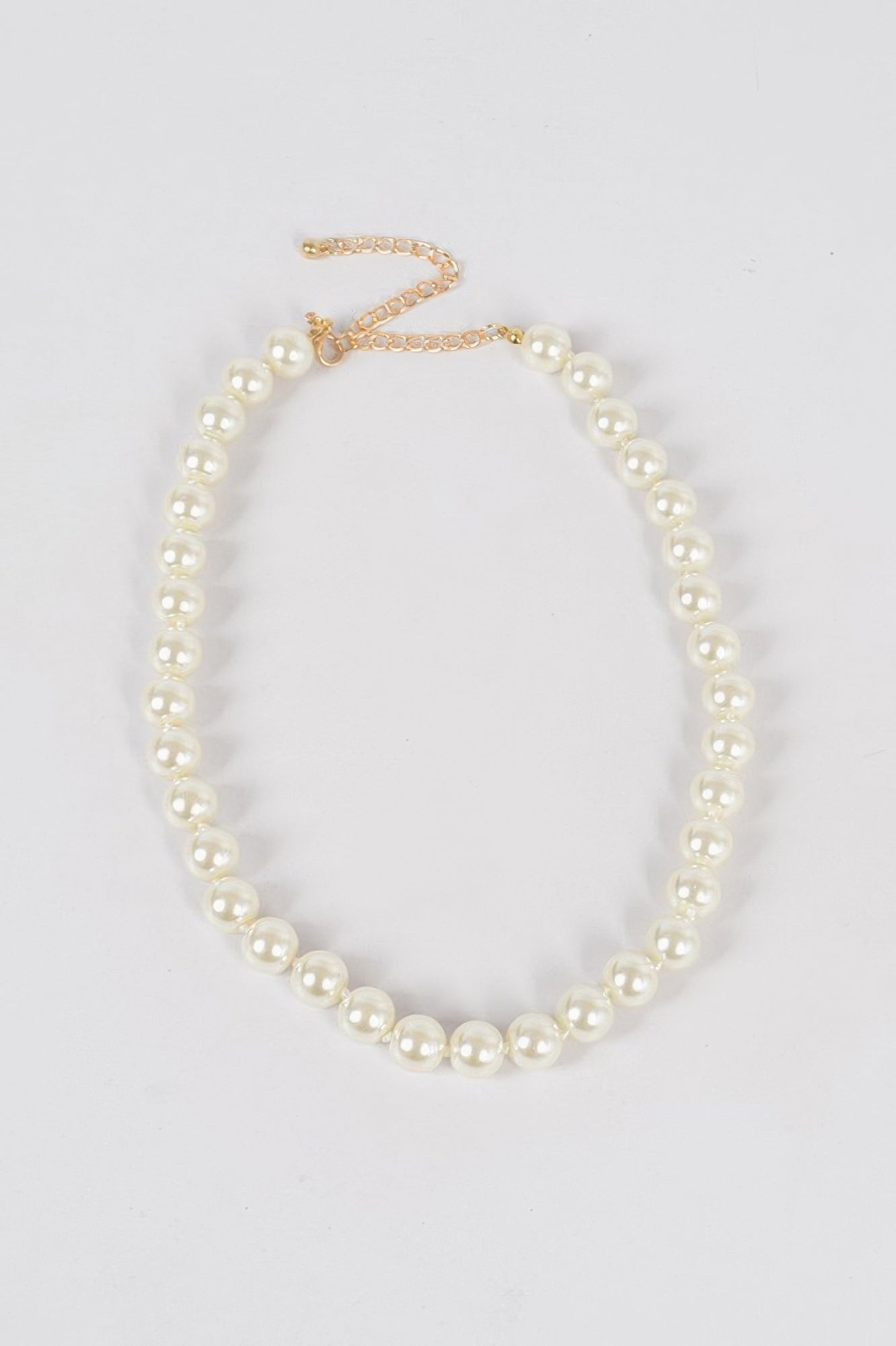 Simple Pearl Bead Lined Necklace - It's a Girly Place