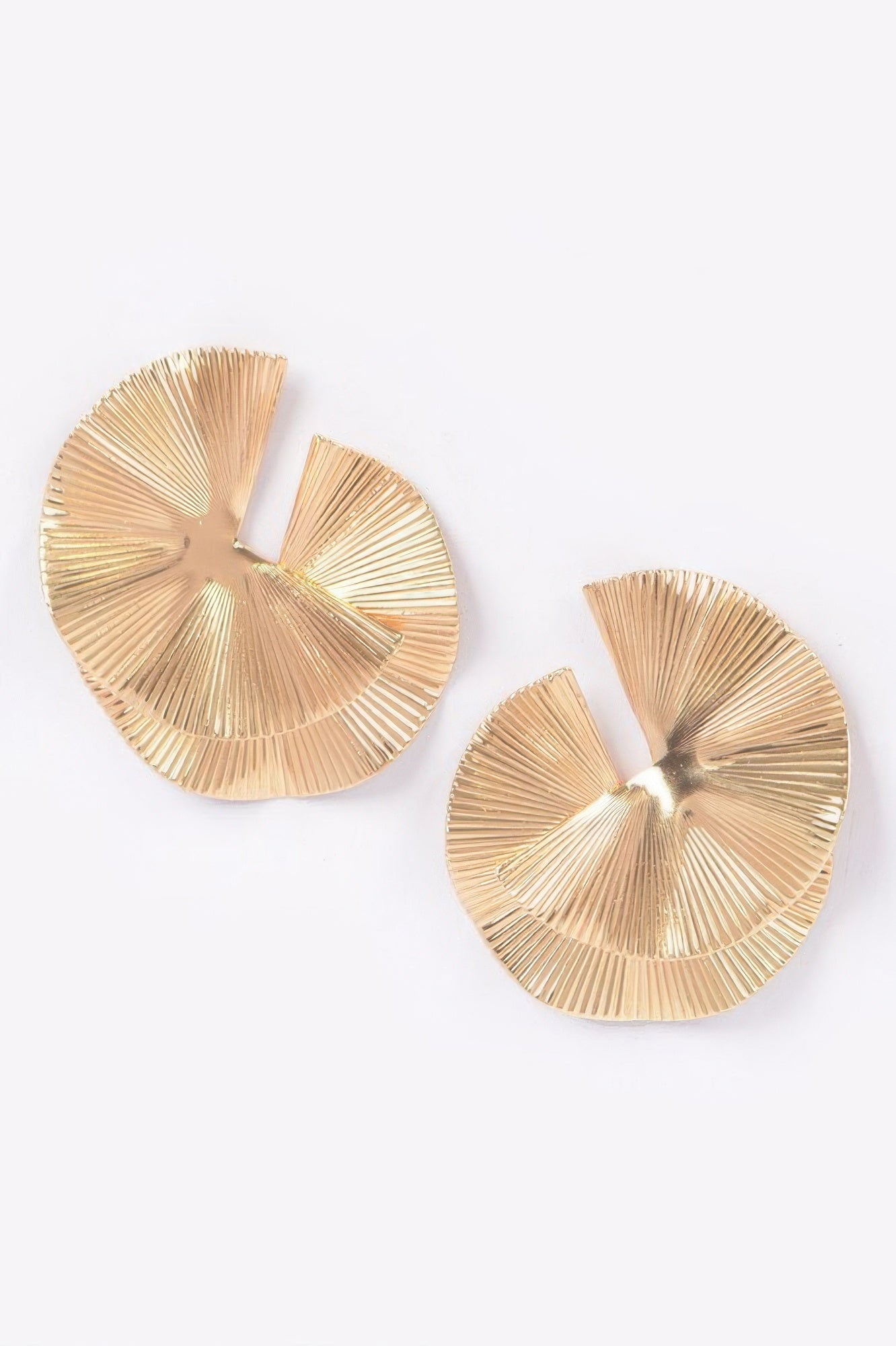 Metal Earring - It's a Girly Place