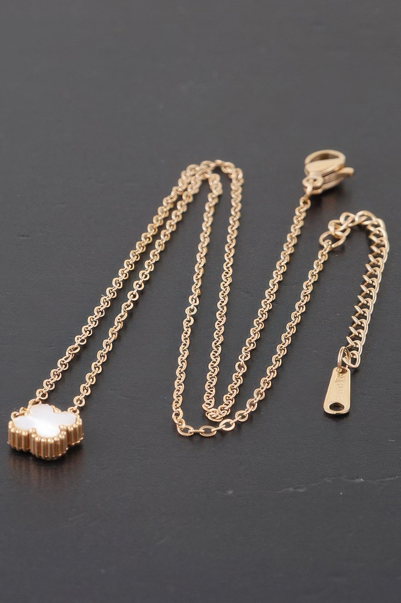 Stone Clover Link Chain Necklace - It's a Girly Place
