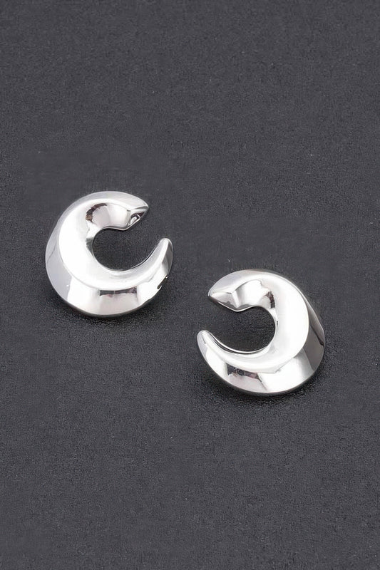 Metal Vintage Stud Earrings - It's a Girly Place