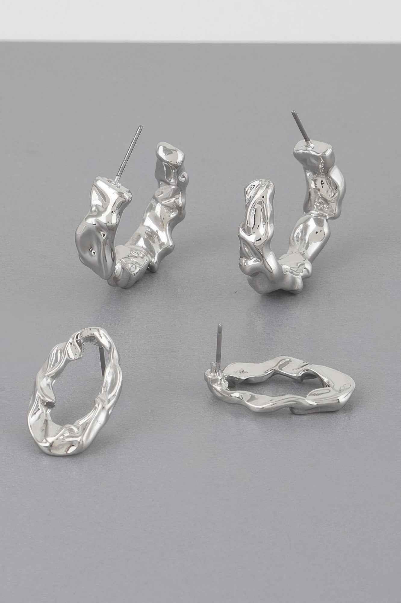 Mini Textured Latch Hoop Earrings Set