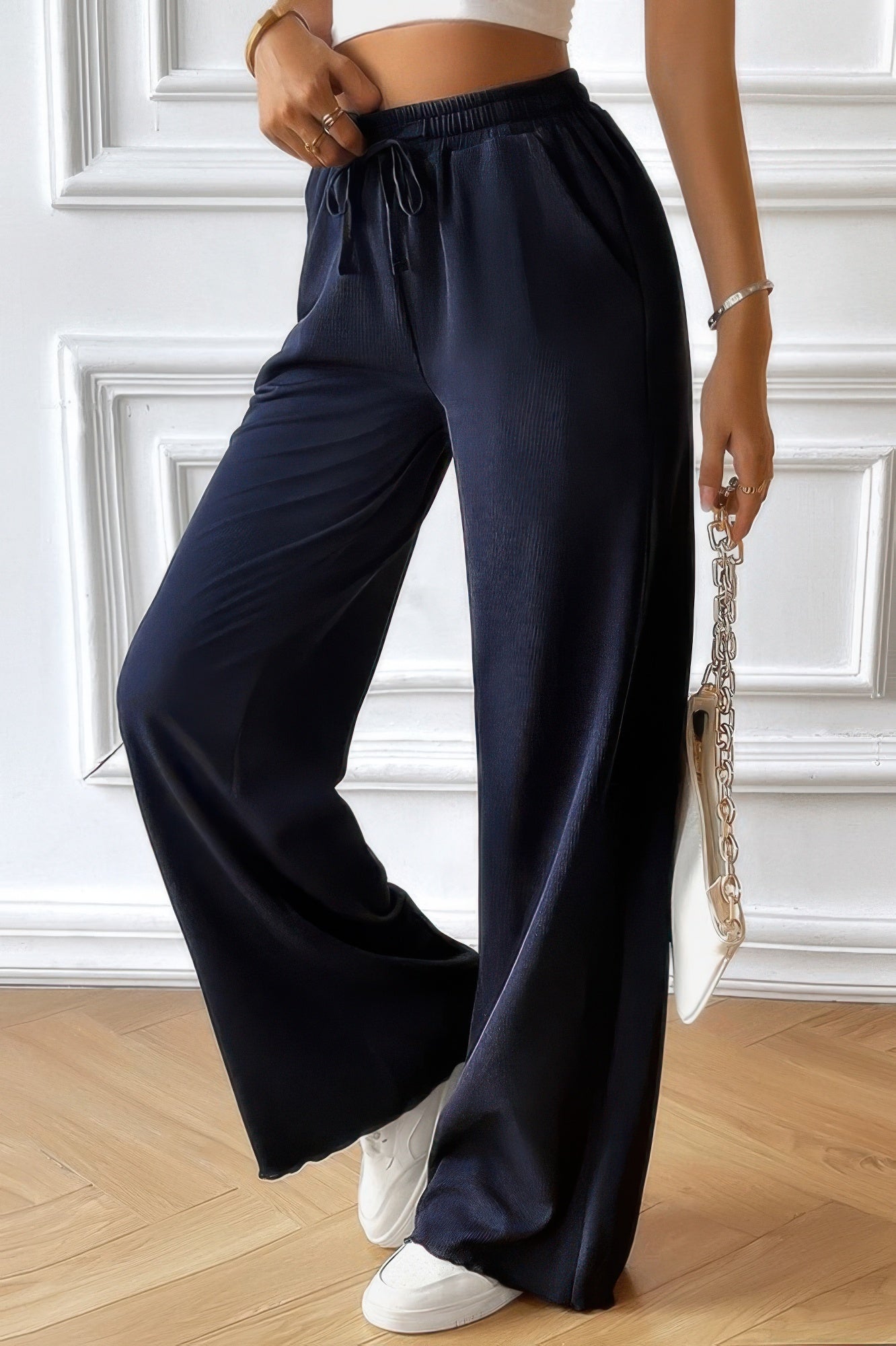 Solid Pockets Elastic Waist Loose Straight Pants - It's a Girly Place