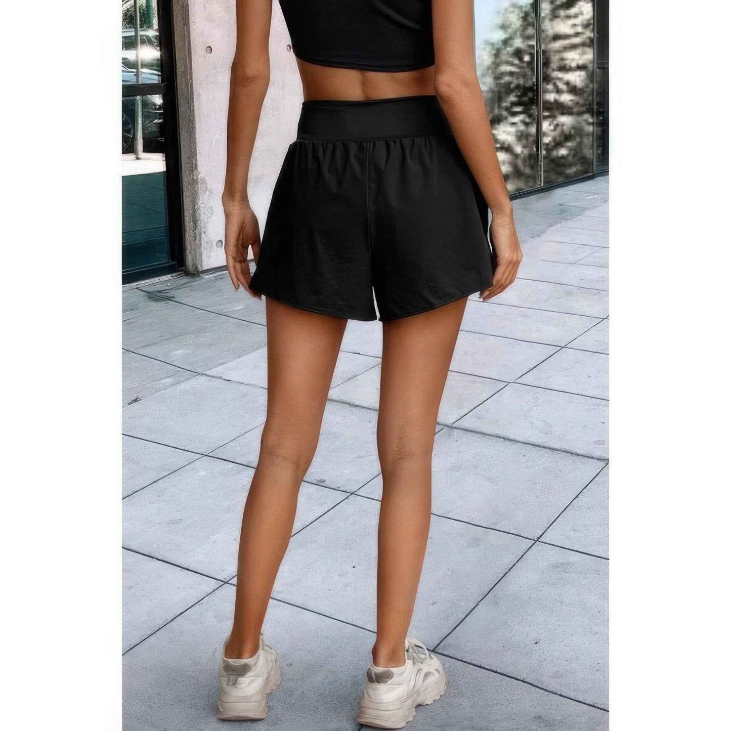 Solid High Waist Band Pockets Active Shorts