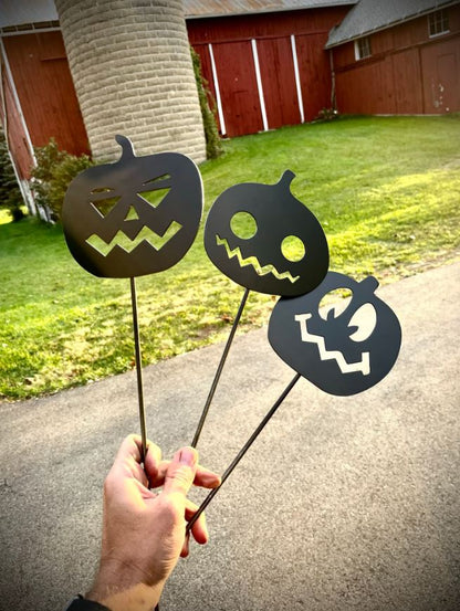 3-Pack Metal Halloween Jack-O-Lanterns Yard Stakes