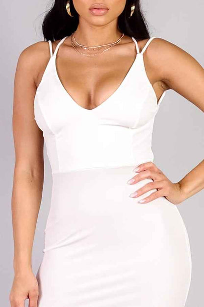 Showstopper – Sexy Crossover Strap Dress