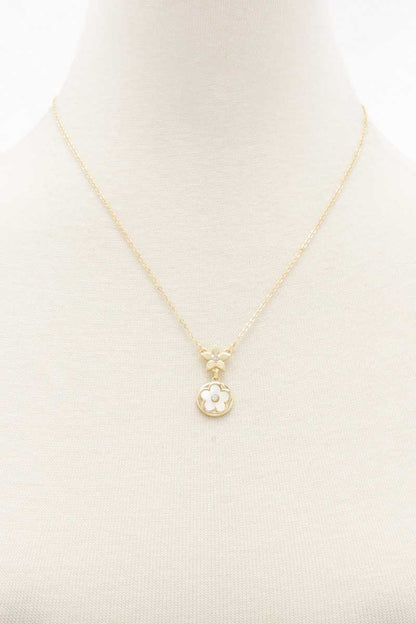 Double Flower Necklce - It's a Girly Place