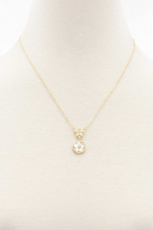Double Flower Necklce - It's a Girly Place