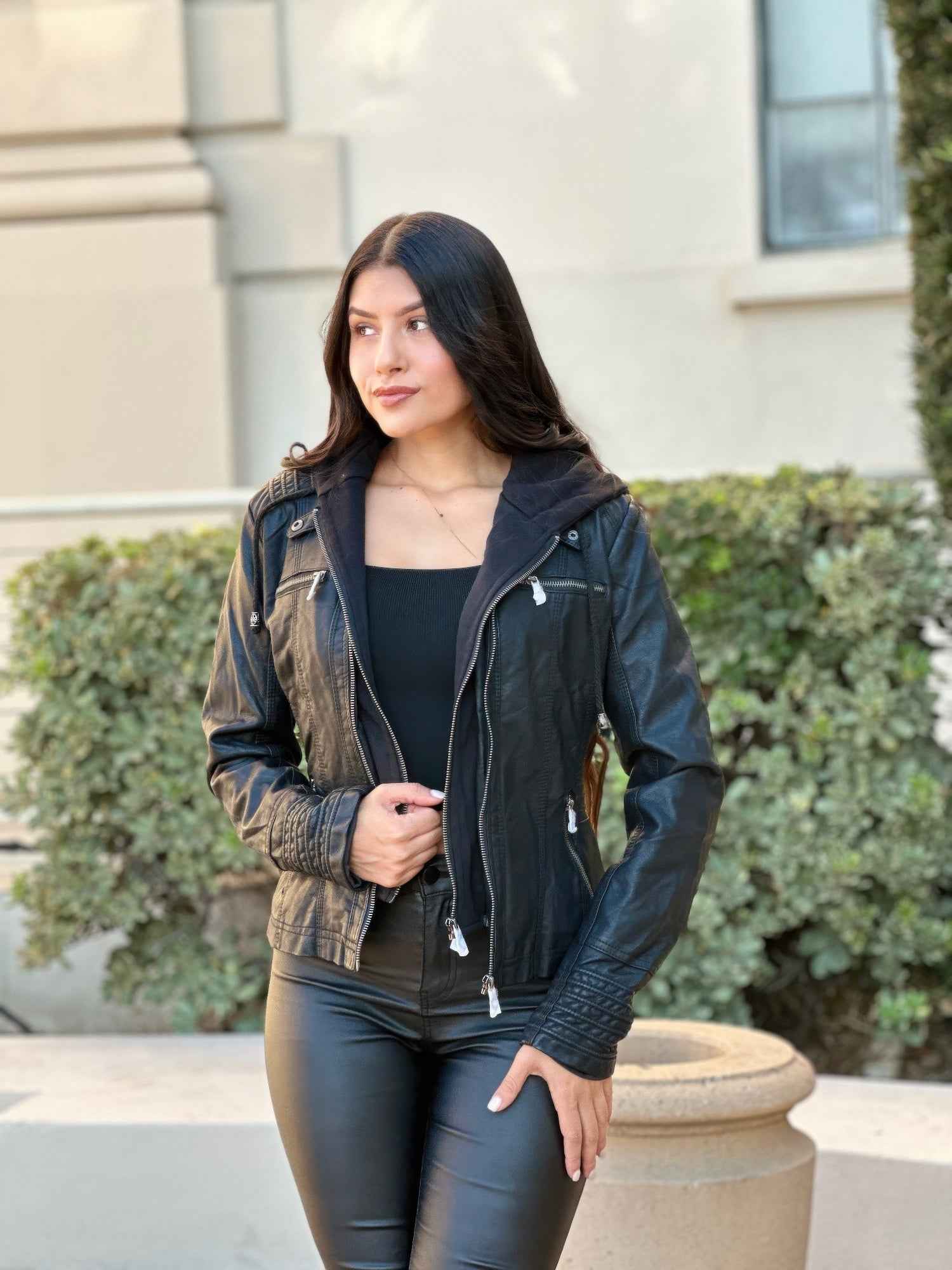 Woman Fashion Hooded Faux Leather Jacket