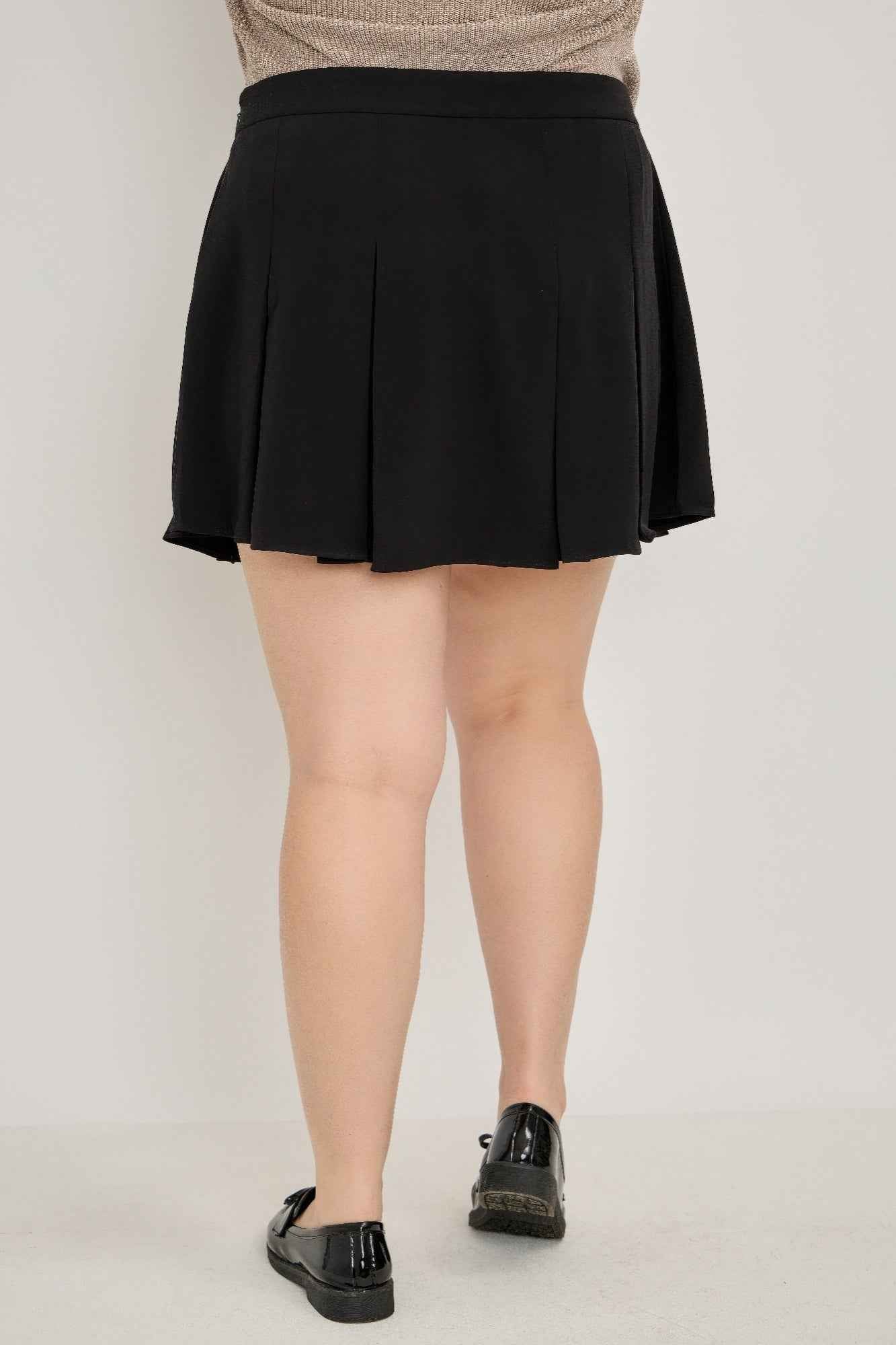 Plus Size Gold Accent Pleated Mini Skirt