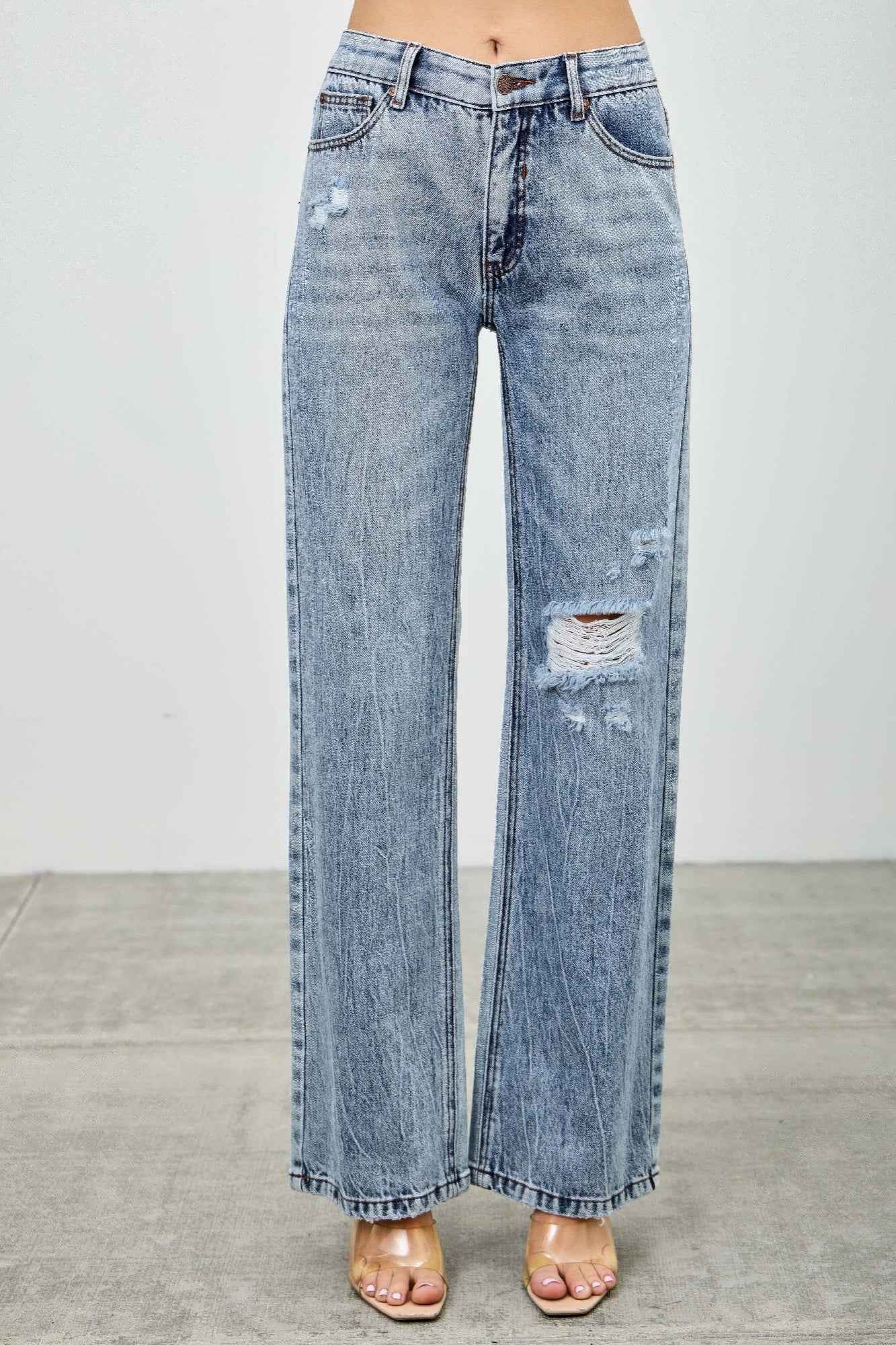 Mid Rise Relaxed Straight With Destroy