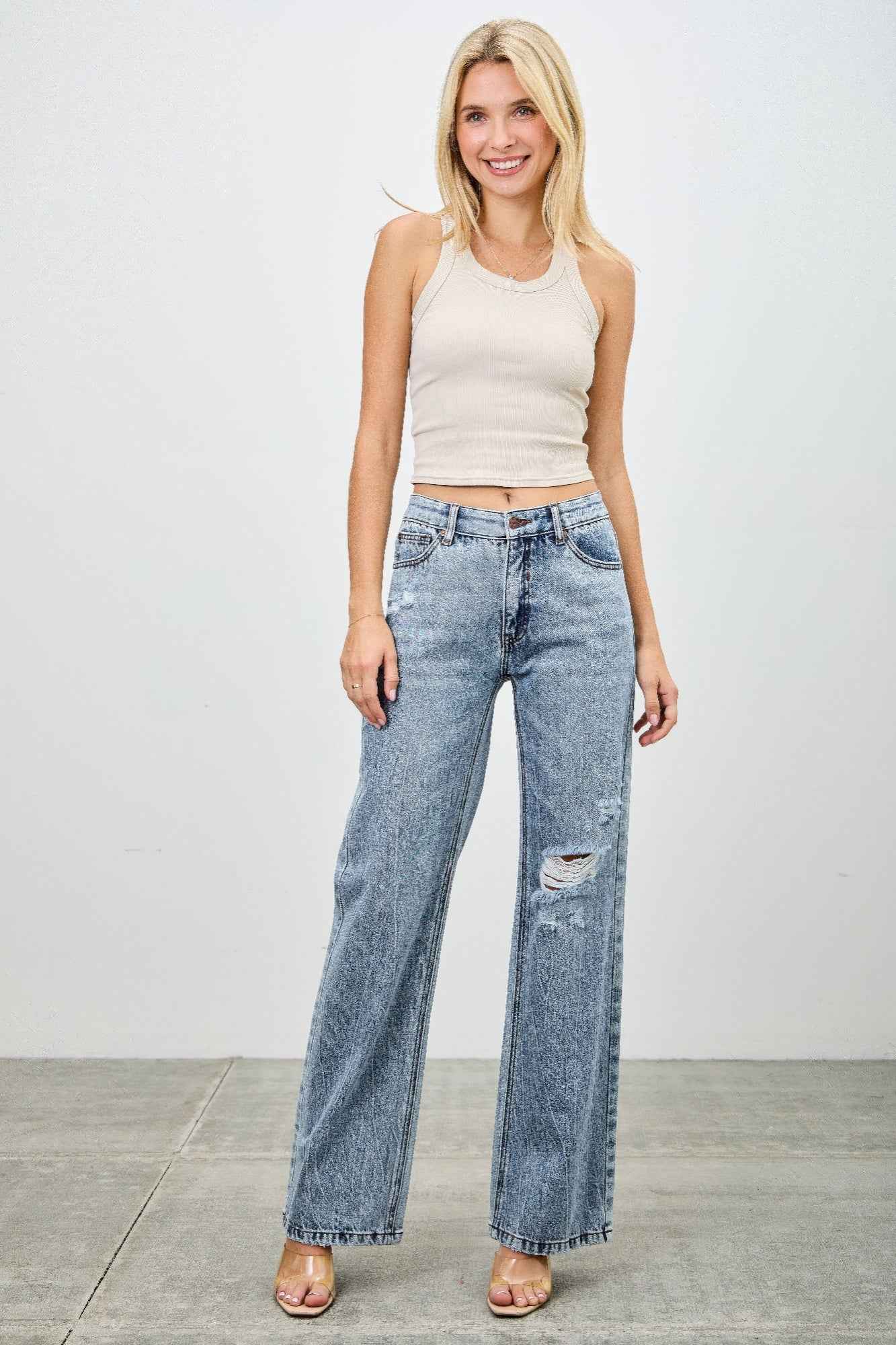 Mid Rise Relaxed Straight With Destroy