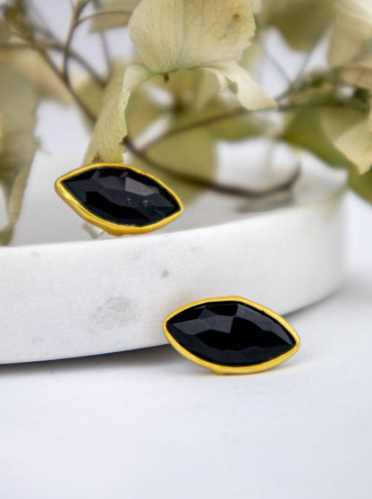 Mila Leaf Earrings - Gold