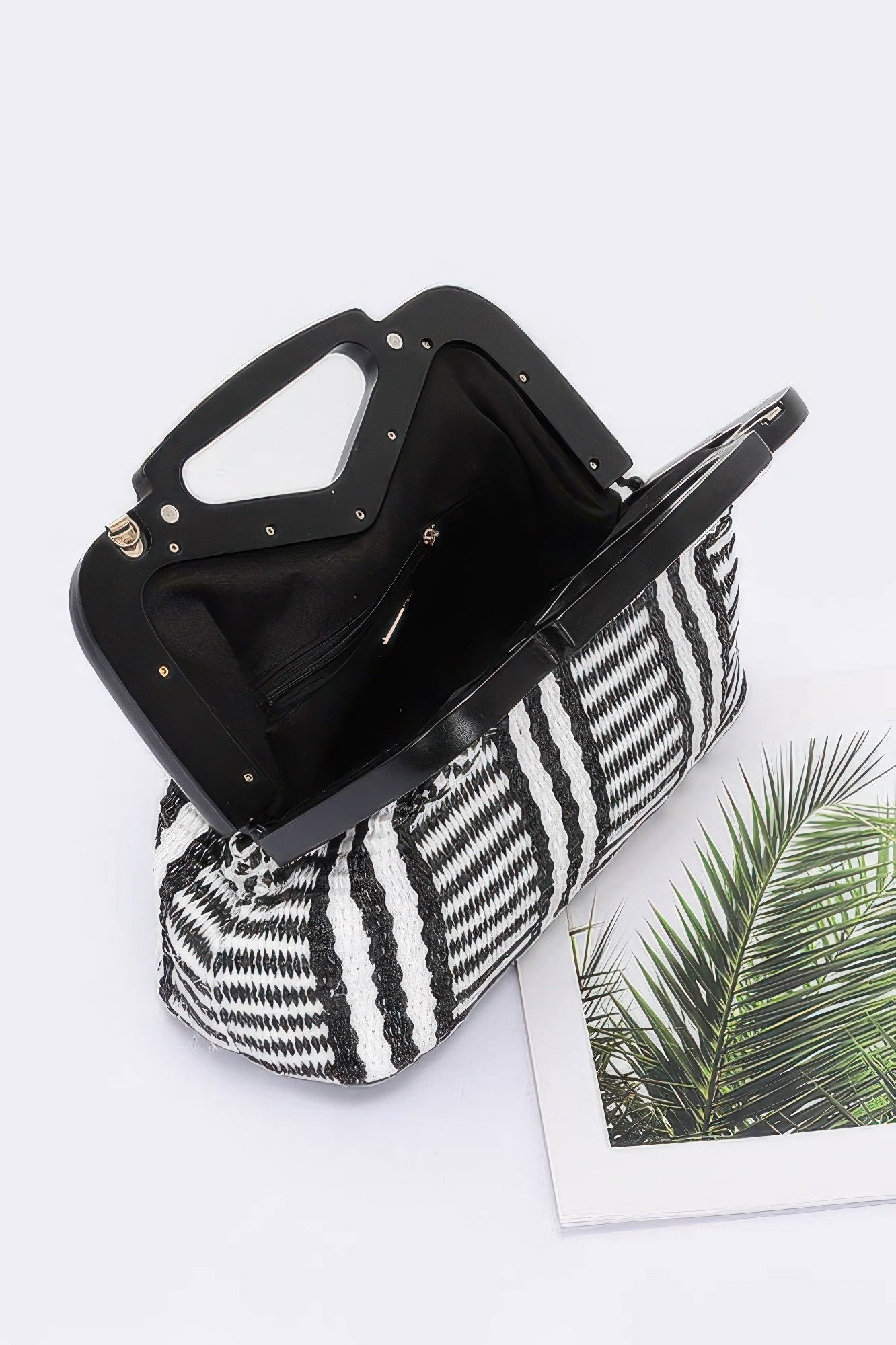 Faux Straw Wood Frame Clutch - It's a Girly Place