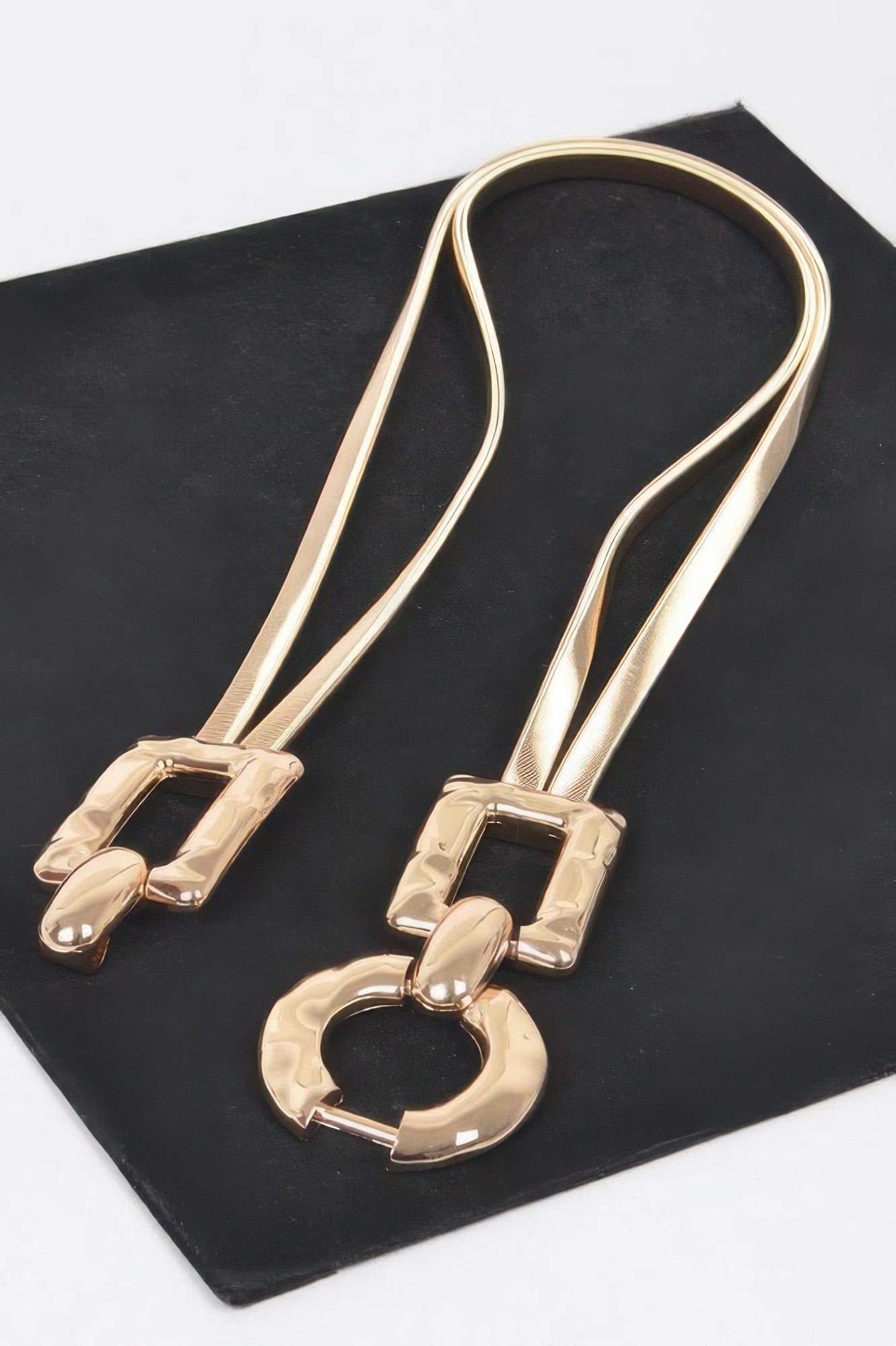 Hammered Metal Buckle Plus Size Stretch Belt - It's a Girly Place