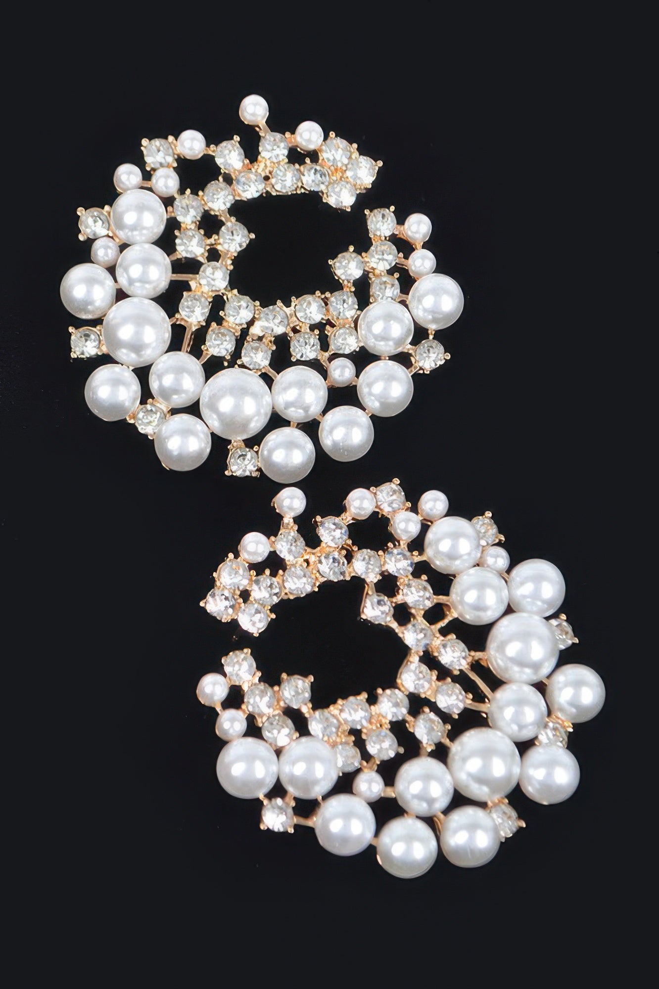 Rhinestone And Pearl Stud Earring - It's a Girly Place