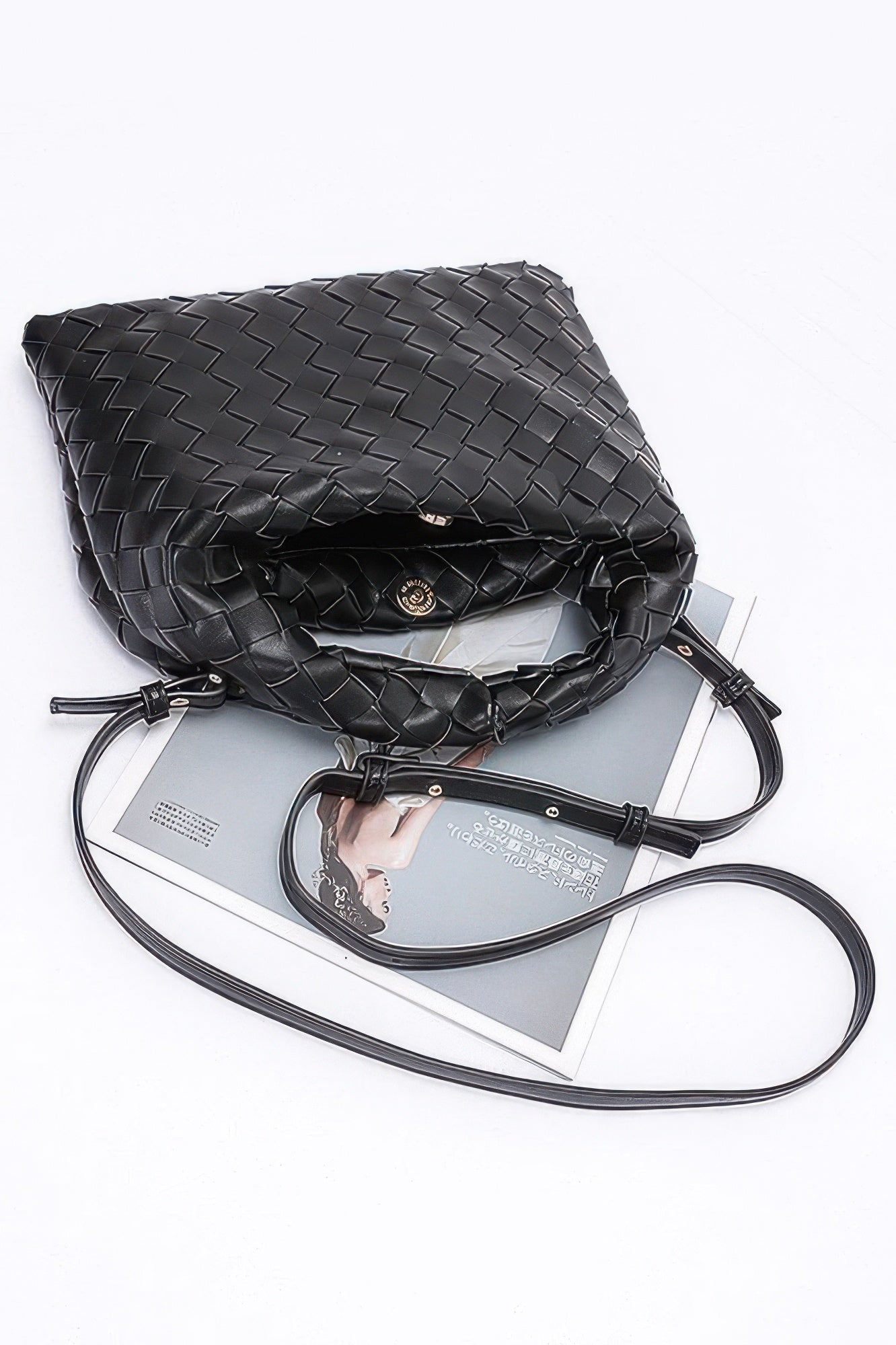 Chic Weave Set Clutch - It's a Girly Place