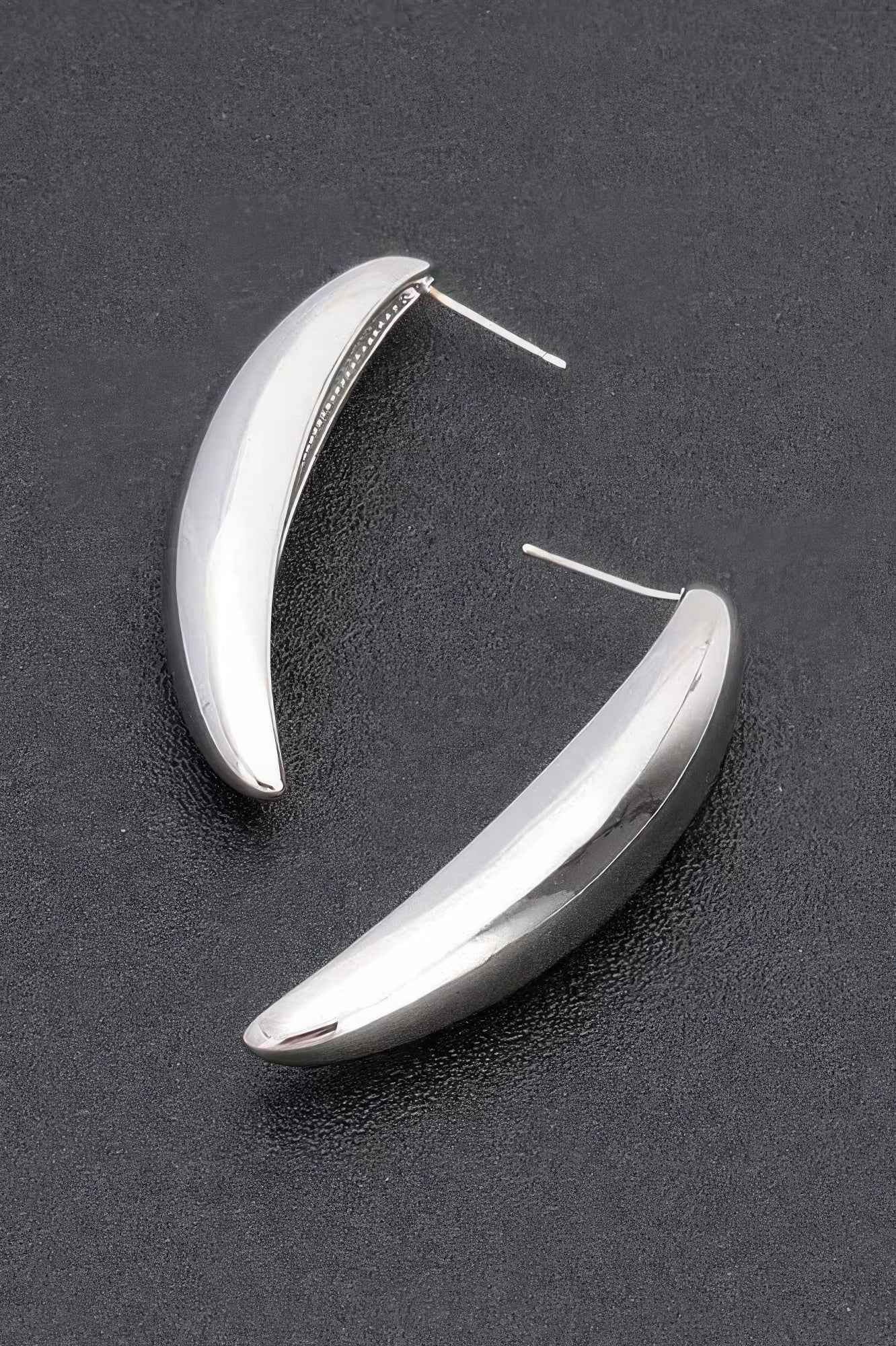 Metal Vintage Stud Earring