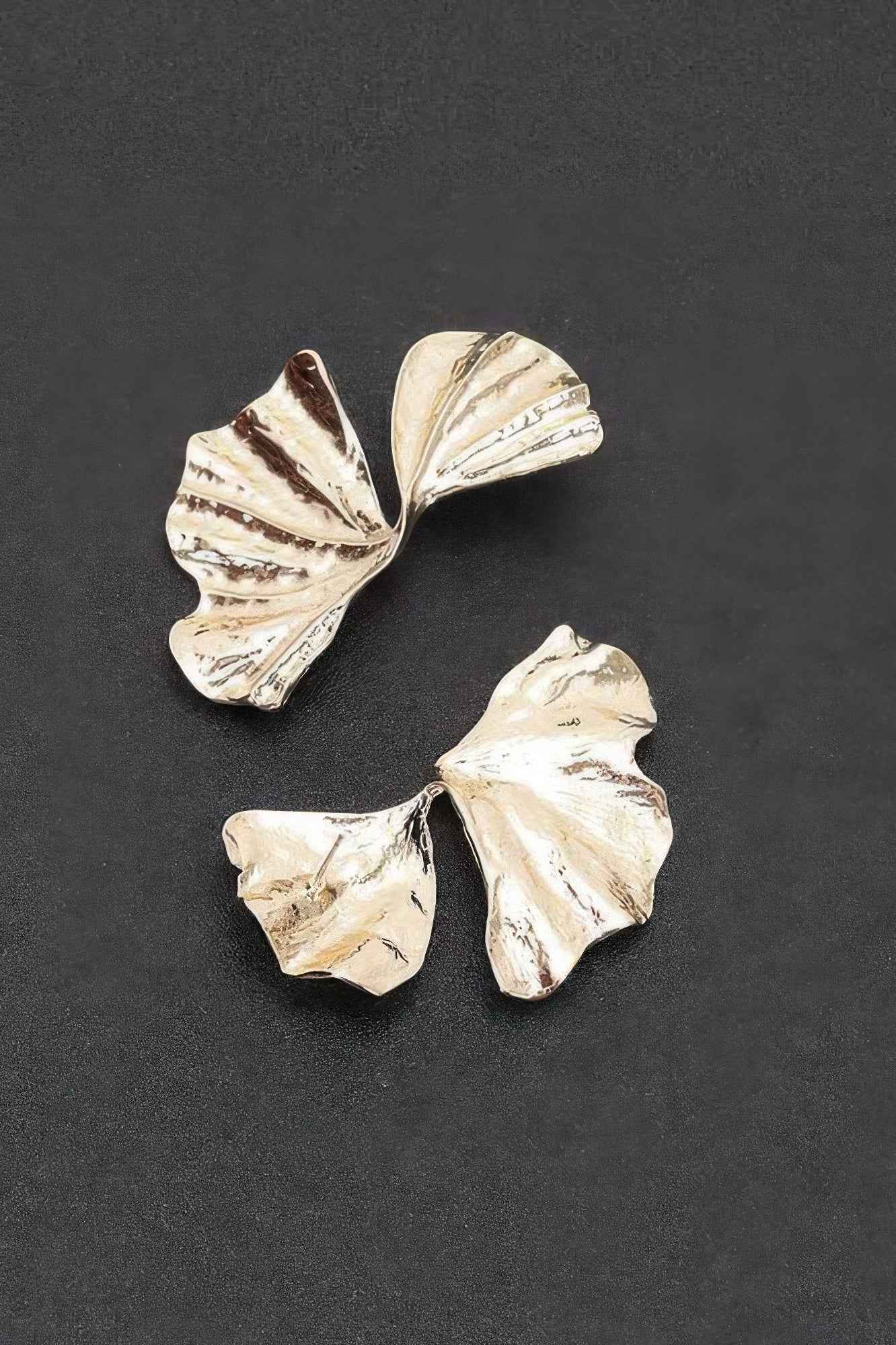 Exquisite Leaf-shaped Earrings