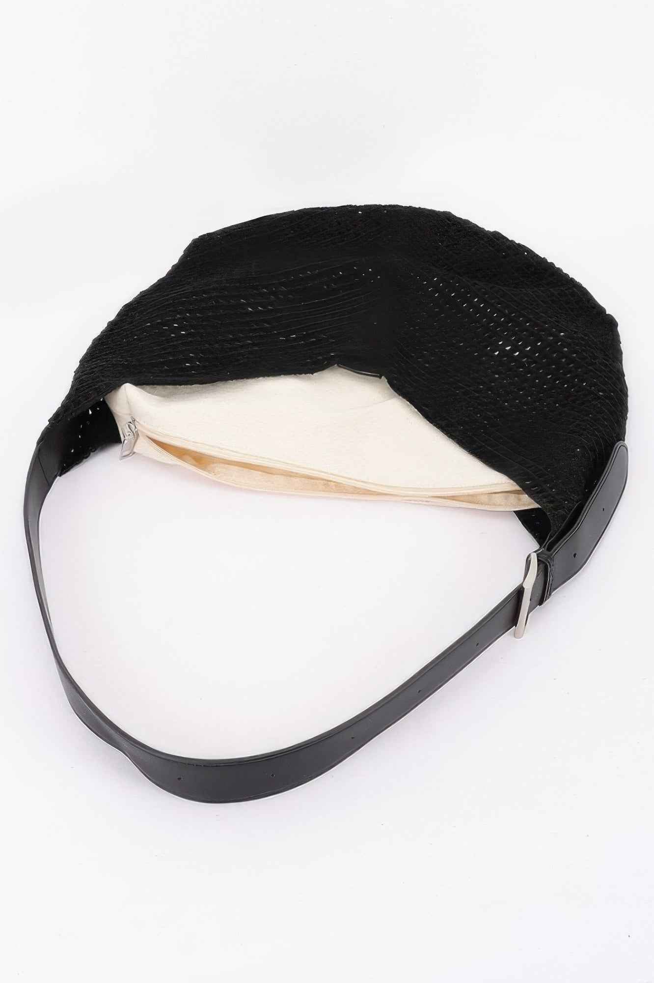 Mesh Crochet Shoulder With Pouch