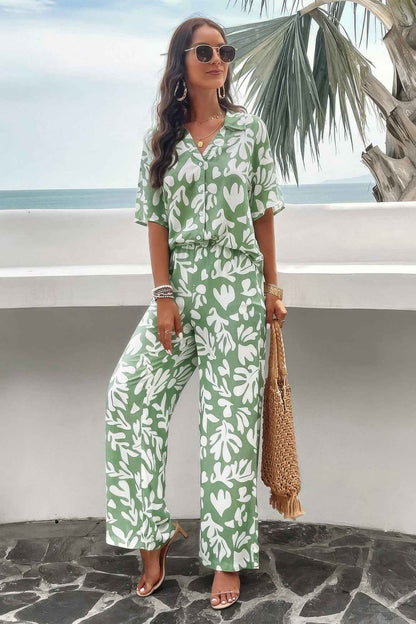 Two Piece Random Printed Short Sleeve Fit Set