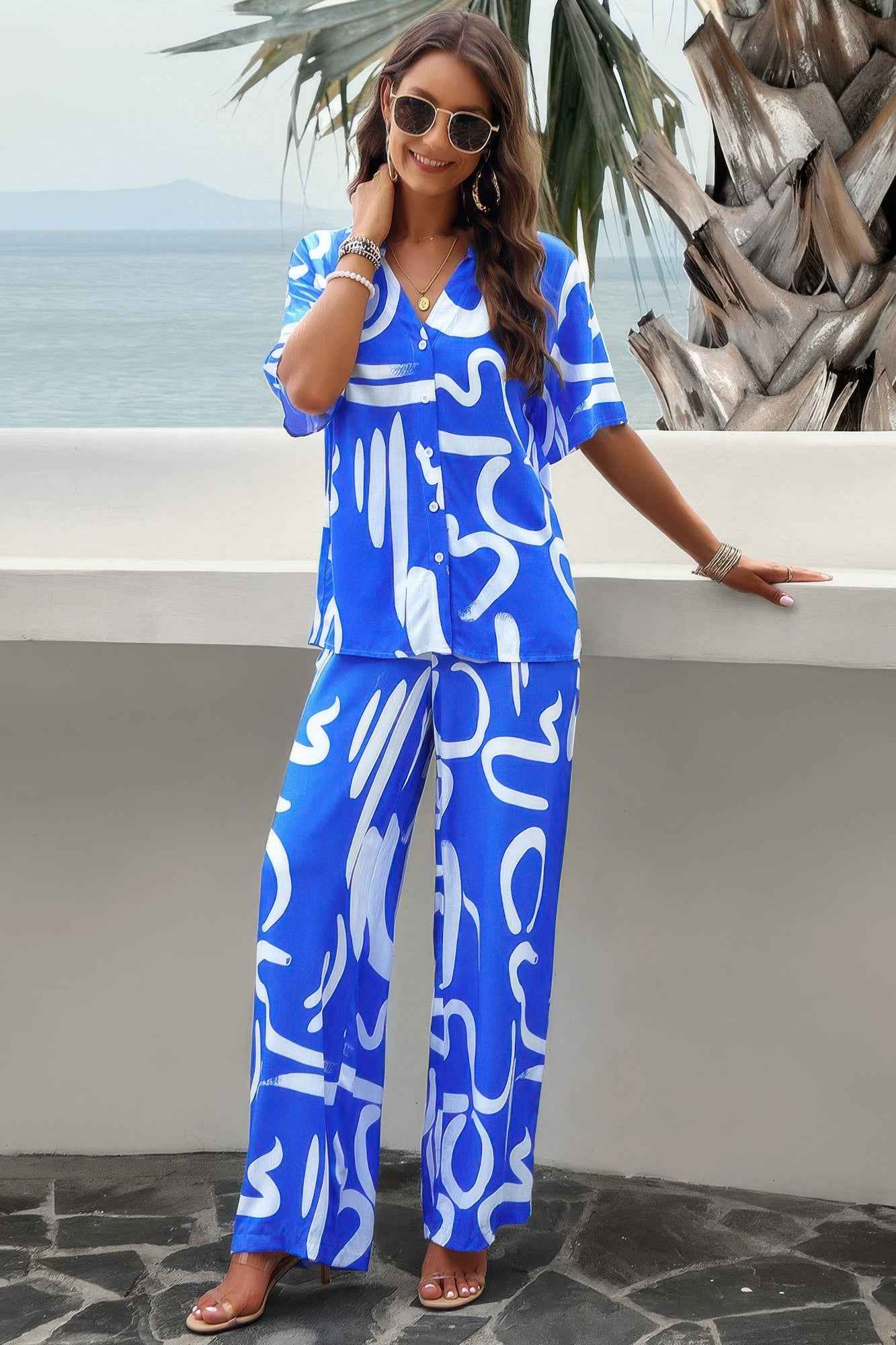 Two Piece Random Printed Short Sleeve Fit Set