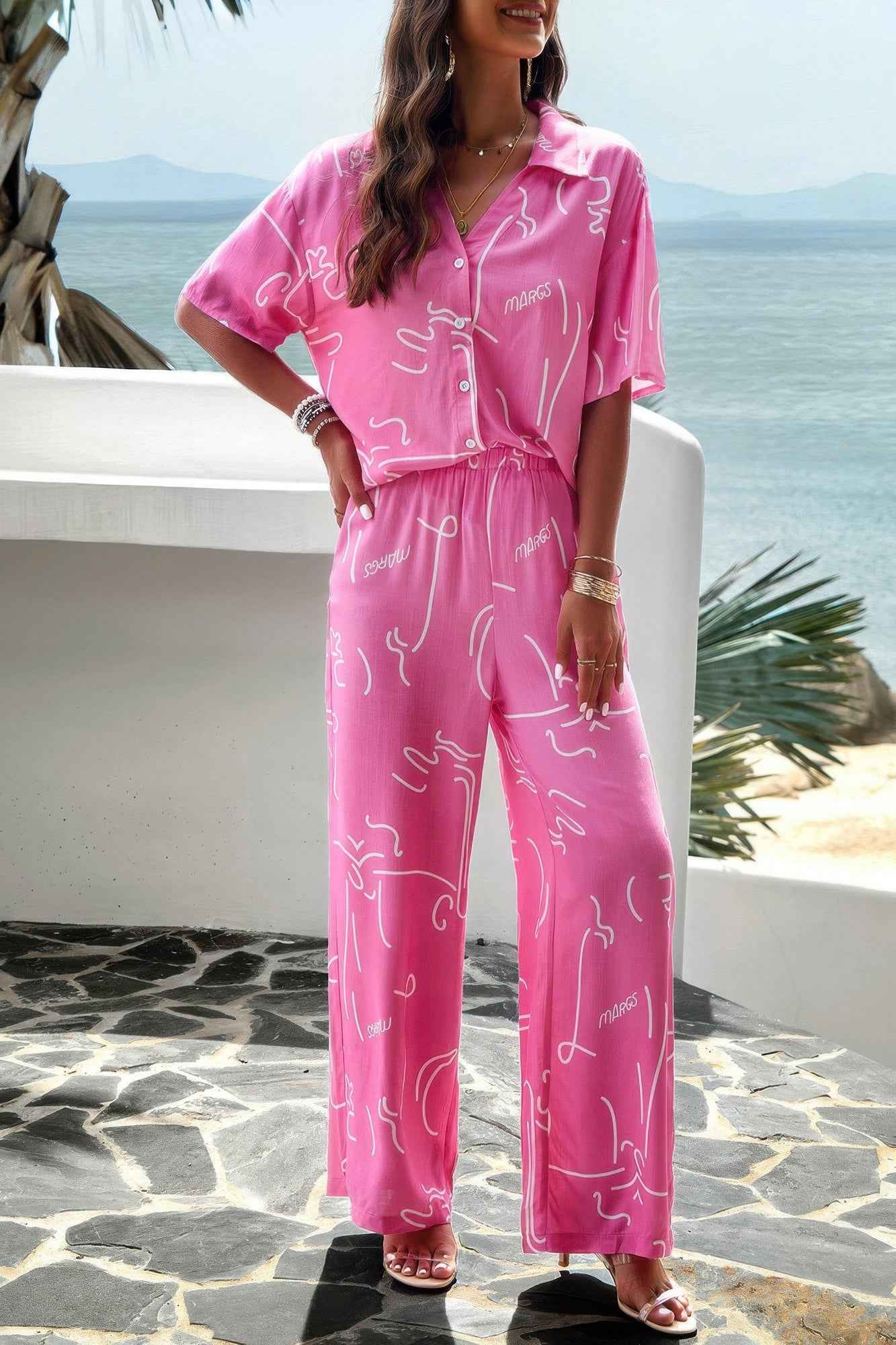 Two Piece Random Printed Short Sleeve Fit Set