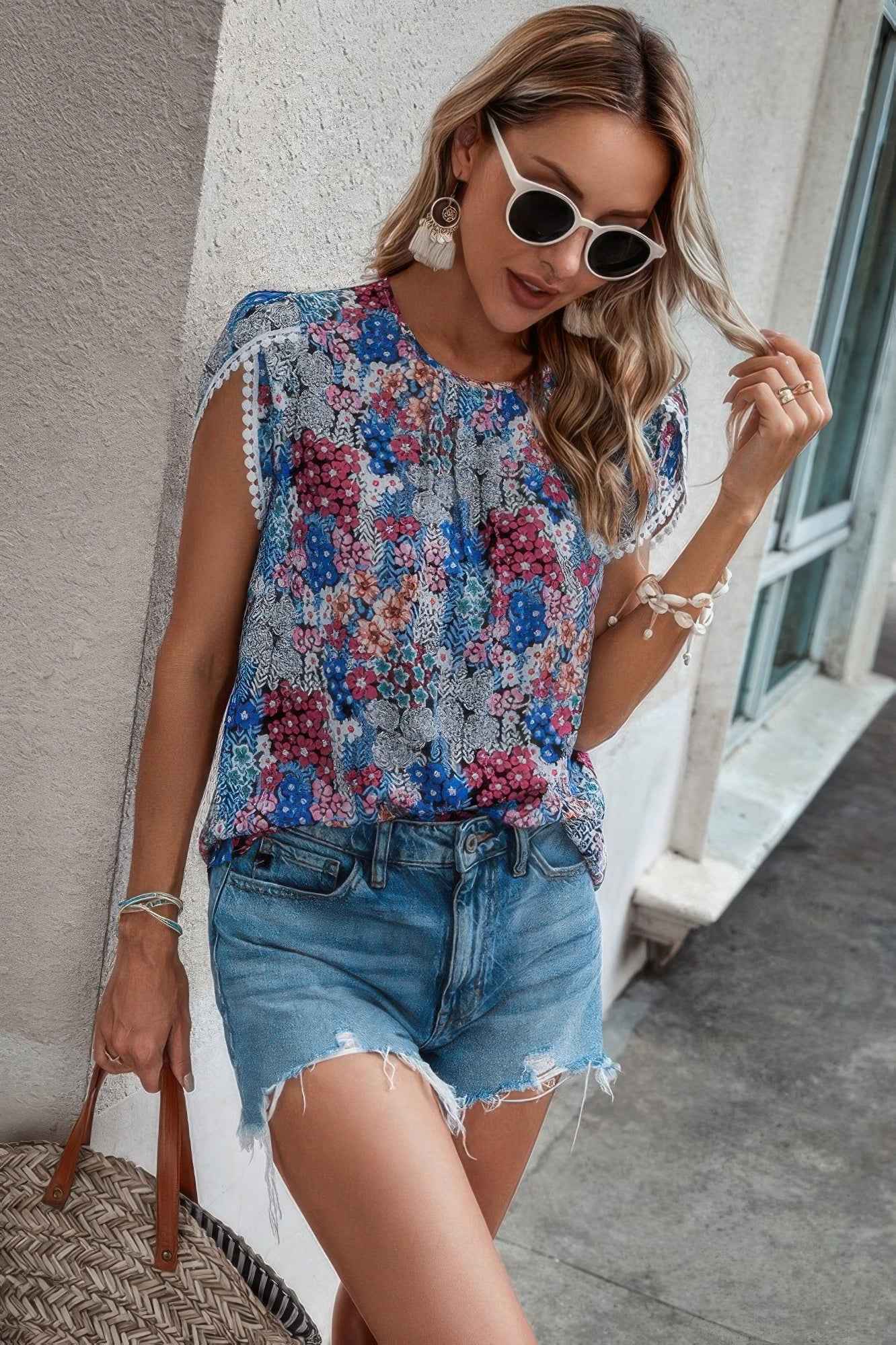Floral Round Neck Lace Trimmed Fit Blouse