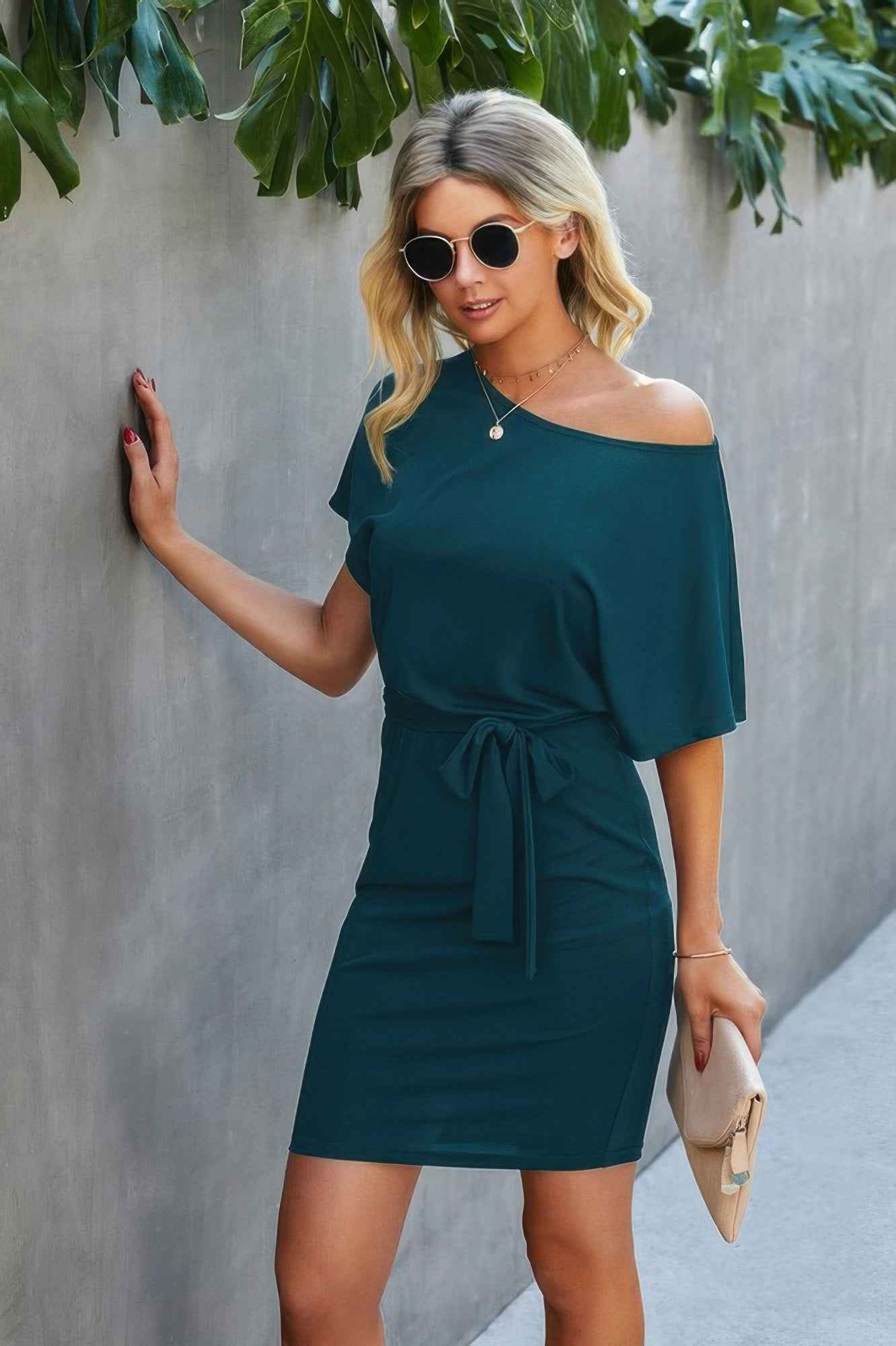 Boat Neck One-shoulder Short Sleeves Tie Dress