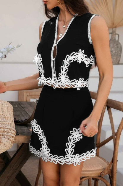 Two Pieces V Neck Button Lace Decorate Sets
