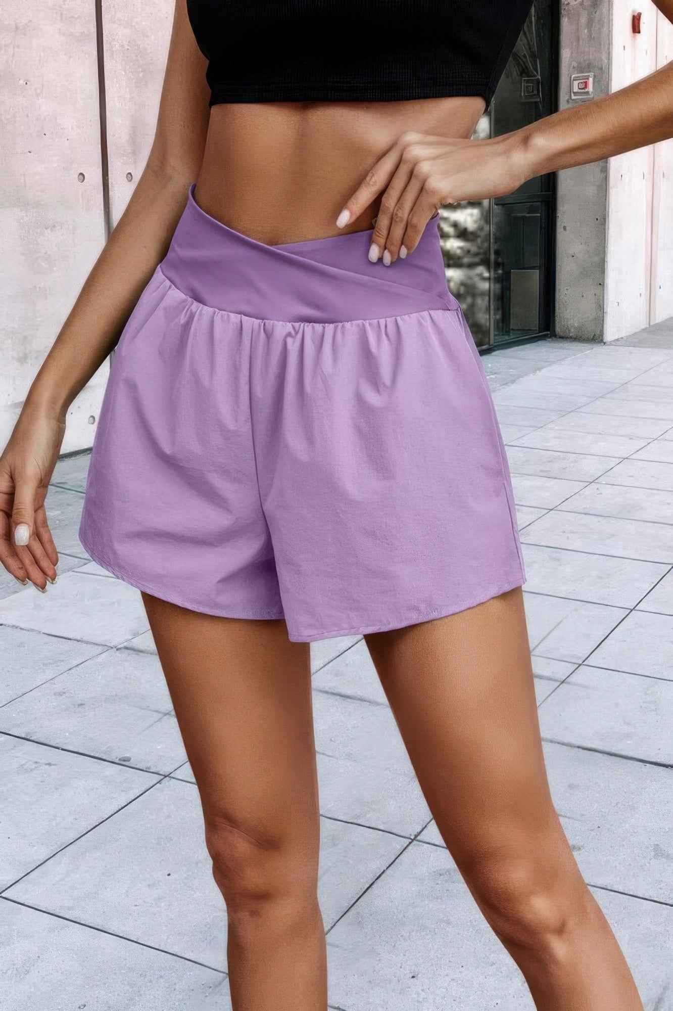 Solid High Waist Band Pockets Active Shorts