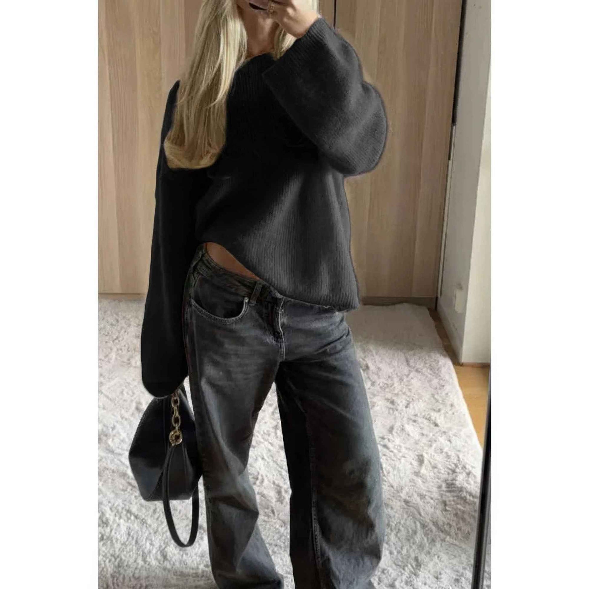 Solid Round Neck Long Sleeved Knit Loose Sweater