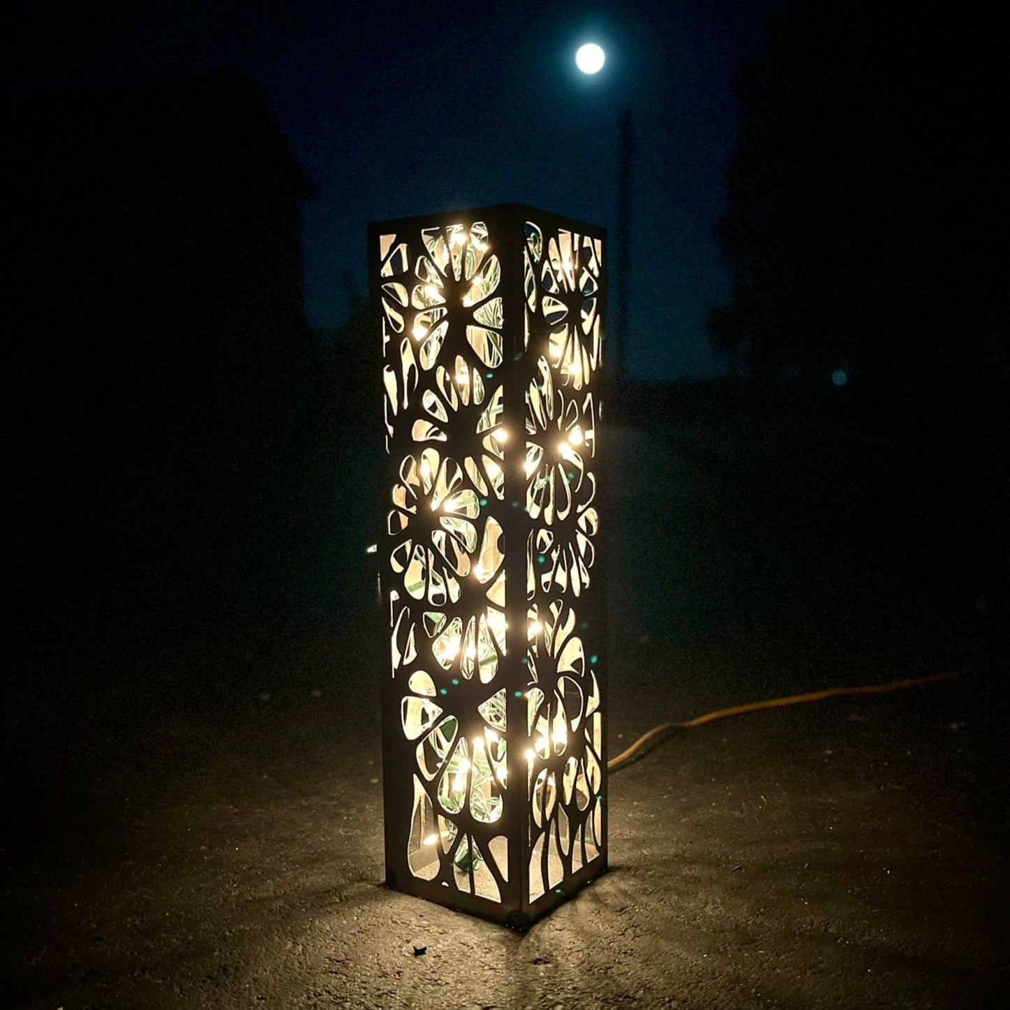 Floral Burst Steel Luminary Pillar | Multiple Sizes
